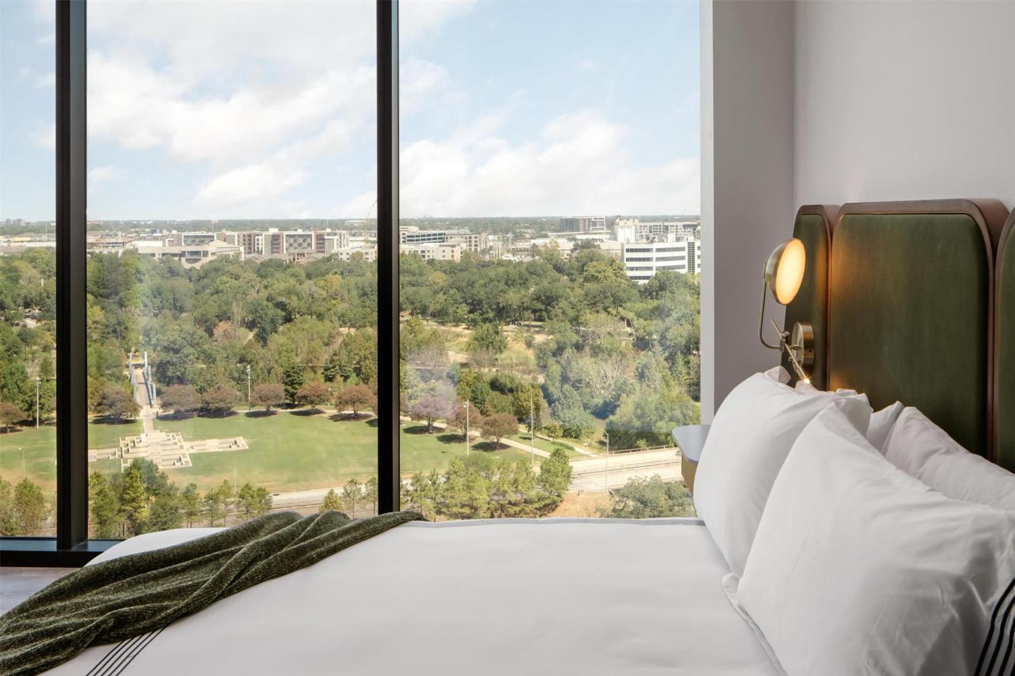 فندق Thompson Houston, By Hyatt المظهر الخارجي الصورة
